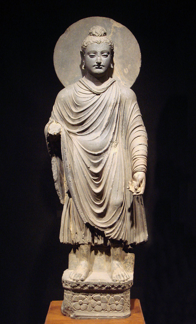 800px-Gandhara_Buddha_(tnm)