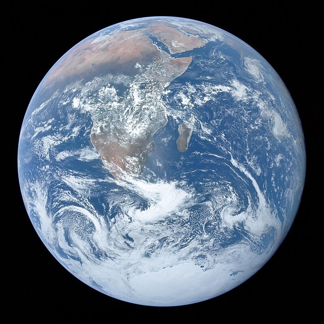 The_Blue_Marble_(remastered)